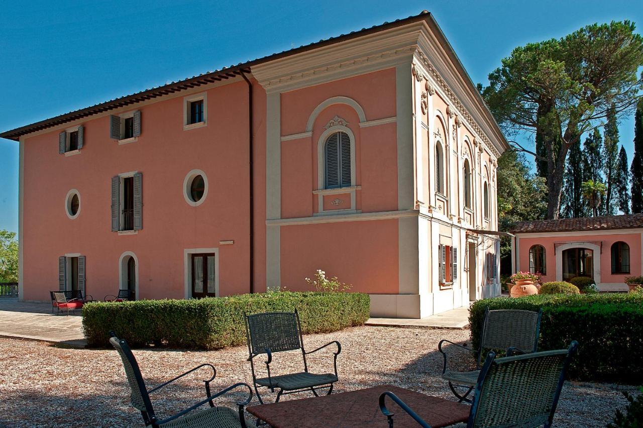 ロッジ デル ペルジーノ リゾート Città della Pieve エクステリア 写真